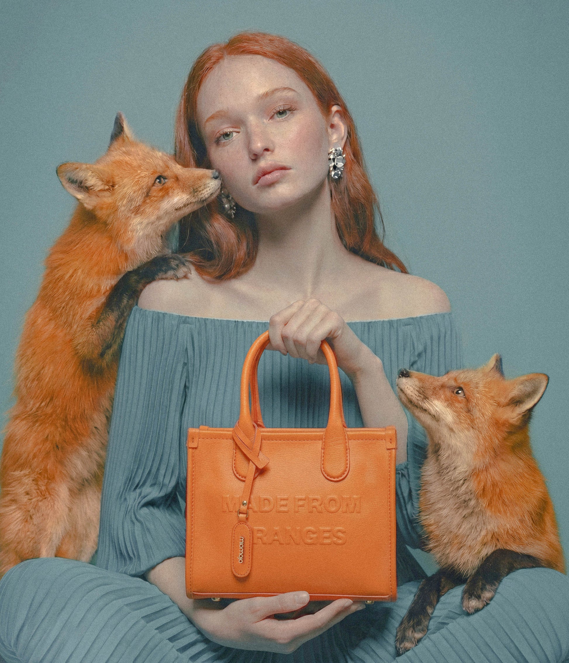 Alima Deluxe Tote M – Orange (Orange-Based)