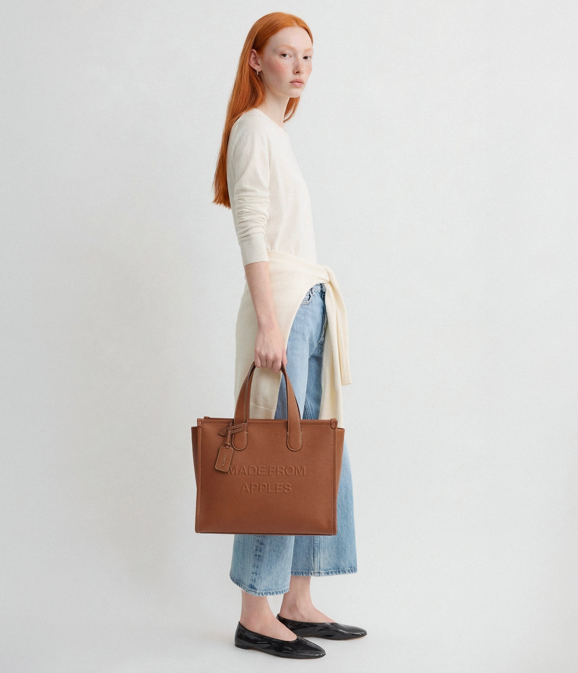 Alima Tote L - Cognac (auf Apfelbasis)